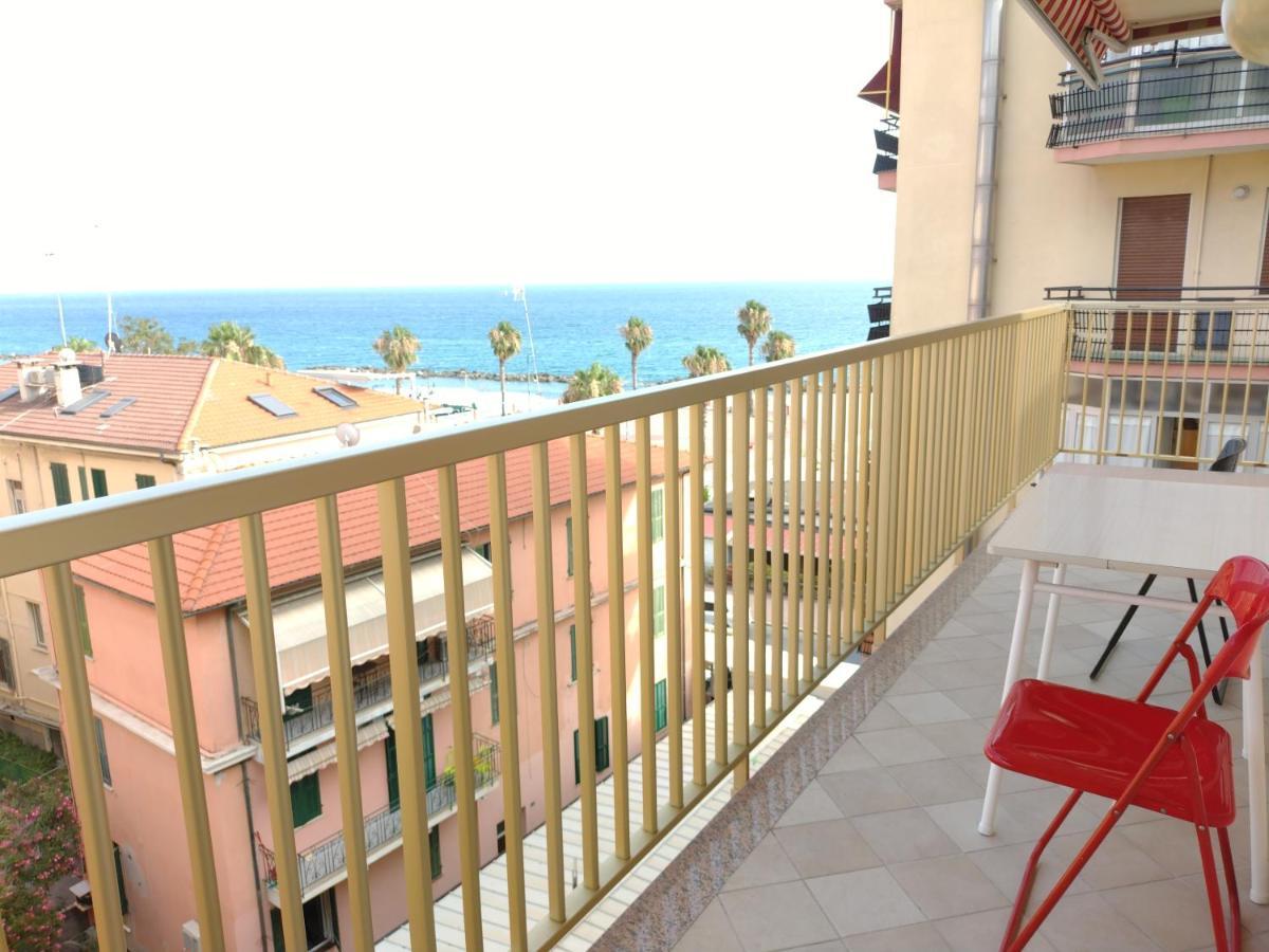 Casa Fronte Mare Leilighet Ventimiglia Eksteriør bilde
