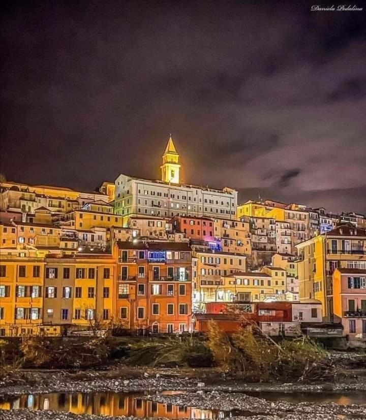 Casa Fronte Mare Leilighet Ventimiglia Eksteriør bilde